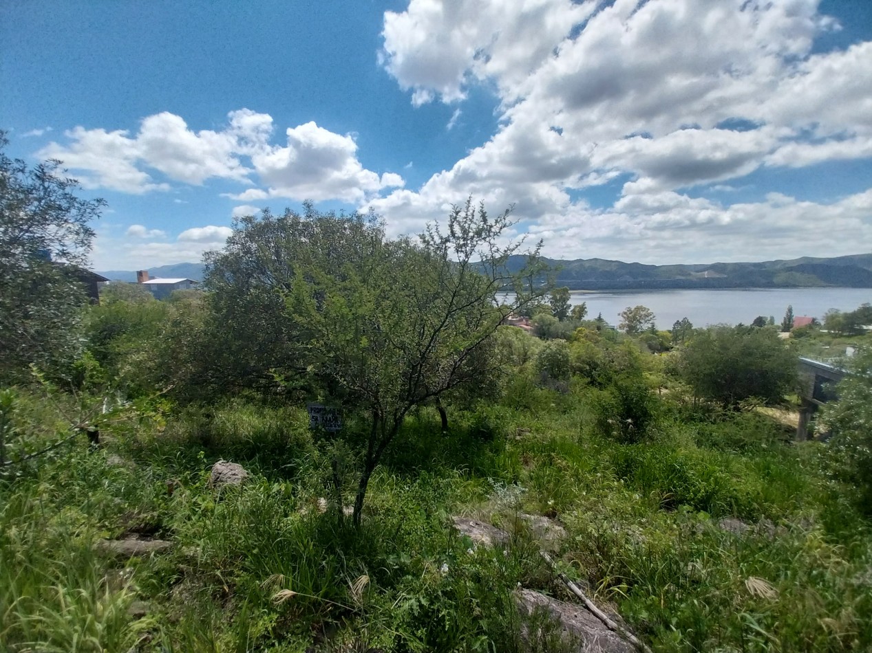 Parque Siquiman vista al lago San Roque terreno 1400m2