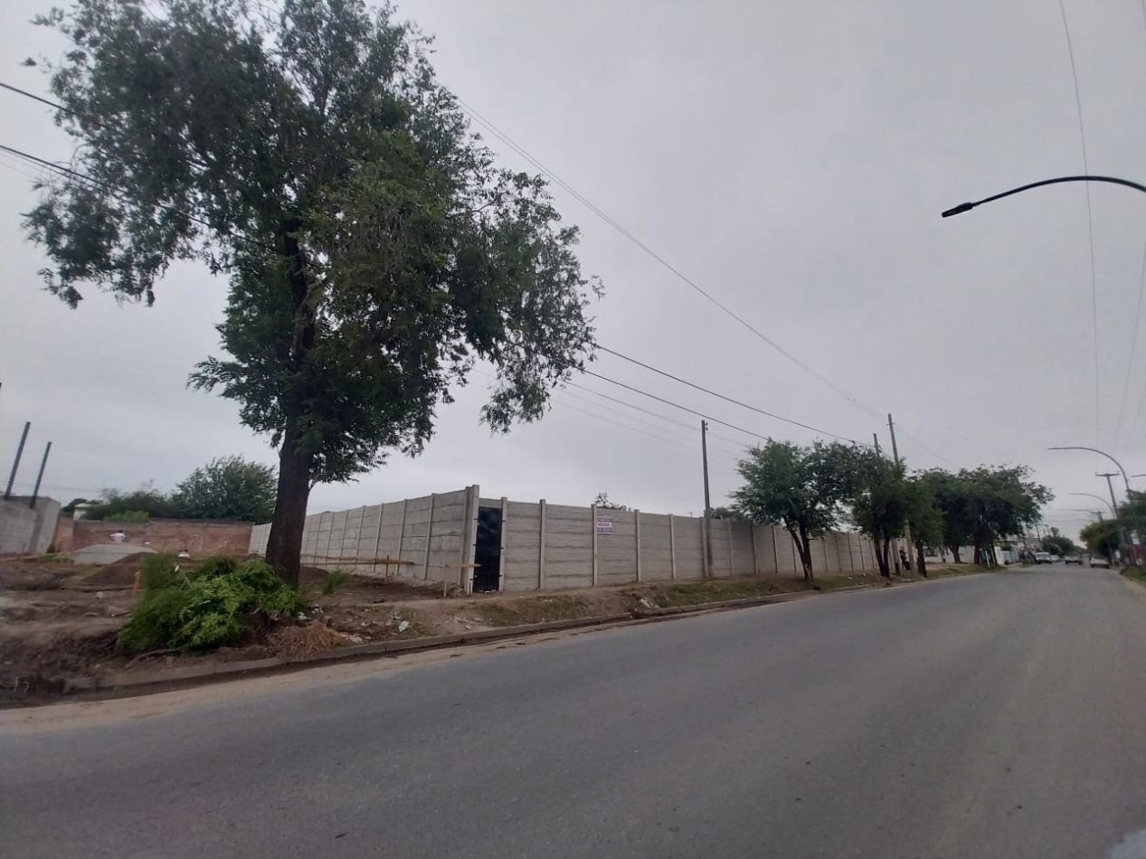 Terreno venta Pettirossi y Alianza Barrio Villa Aspacia zona comercial