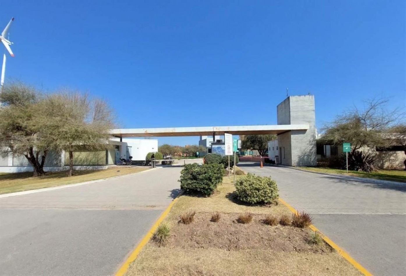 Terreno en venta Villa Catalina Cno Rio Ceballos 