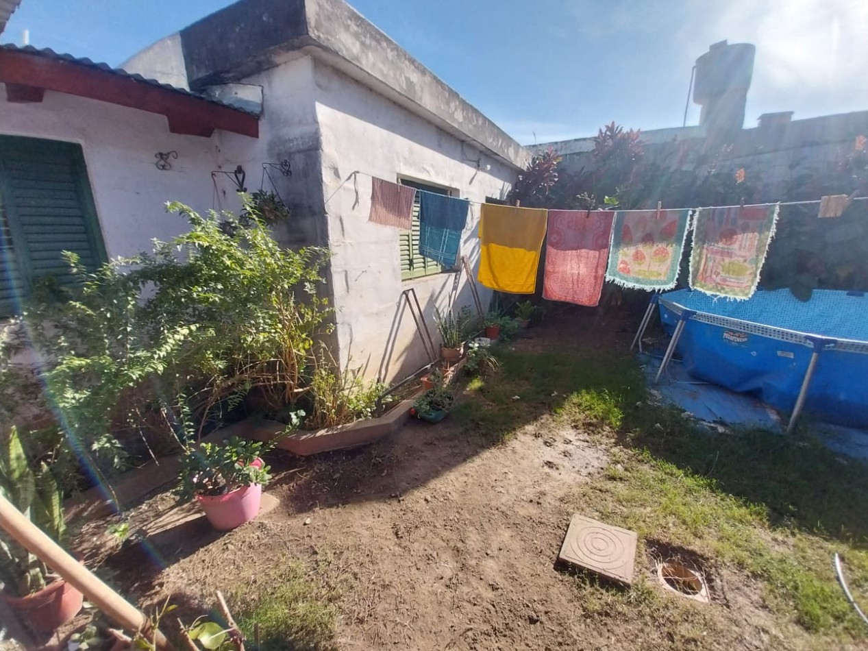 Barrio Avenida Casa en venta 4 dormitorios zona Ruta 20
