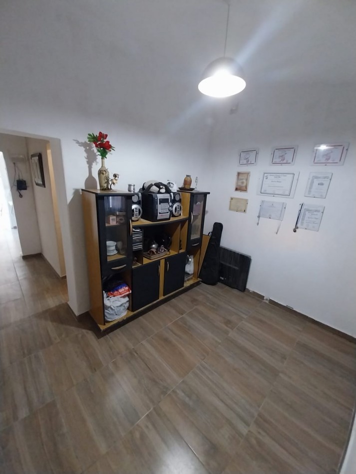 Casa venta APTA CREDITO 2dor Villa Adela (Bancor) IAF Planos