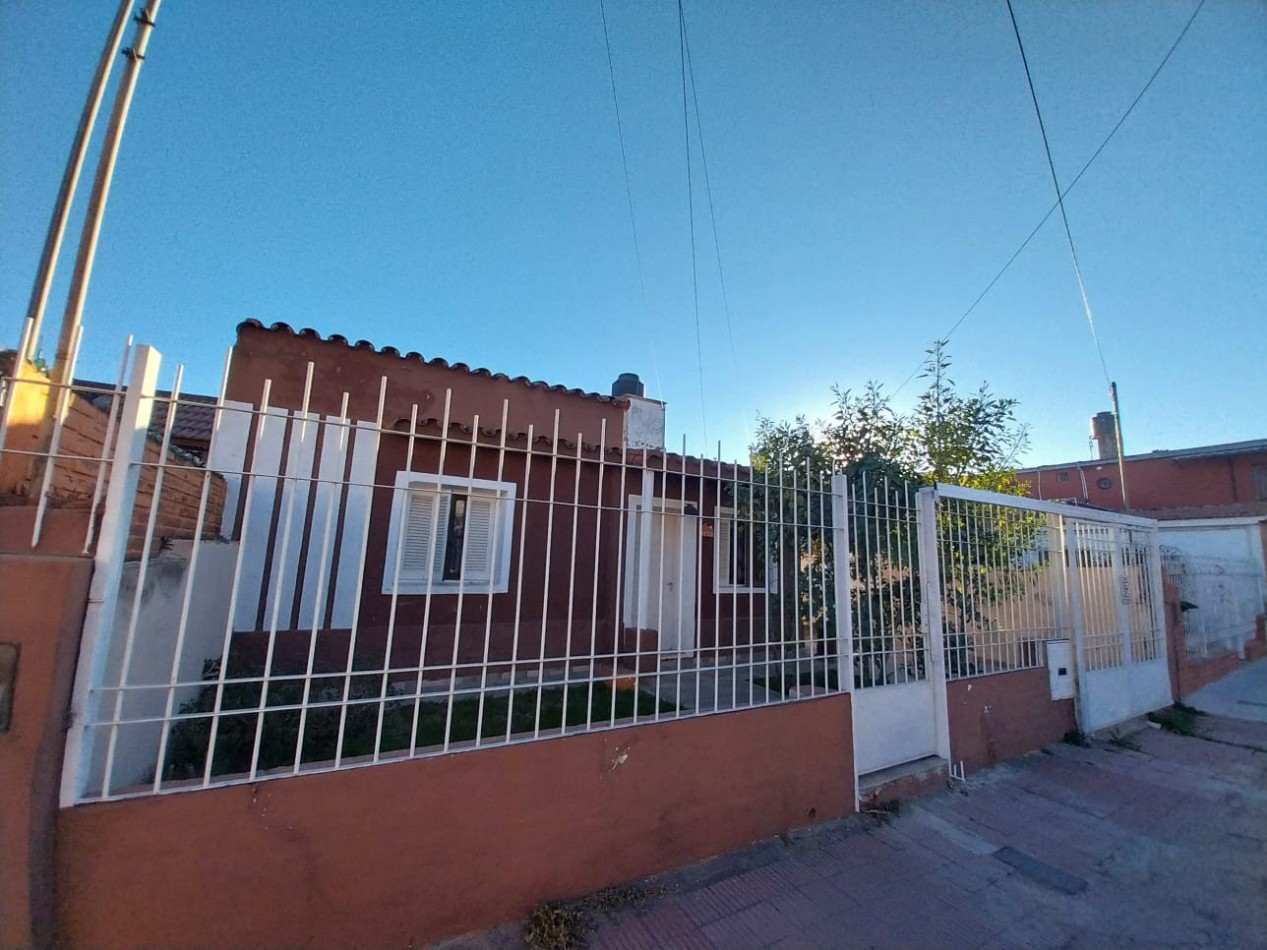 Casa venta APTA CREDITO 2dor Villa Adela (Bancor) IAF Planos