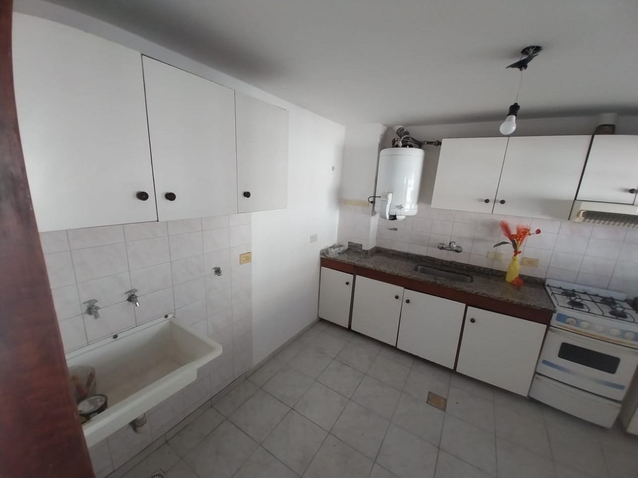 El Trebol alquiler Duplex 3 dor zona Luis Agote Los Naranjos