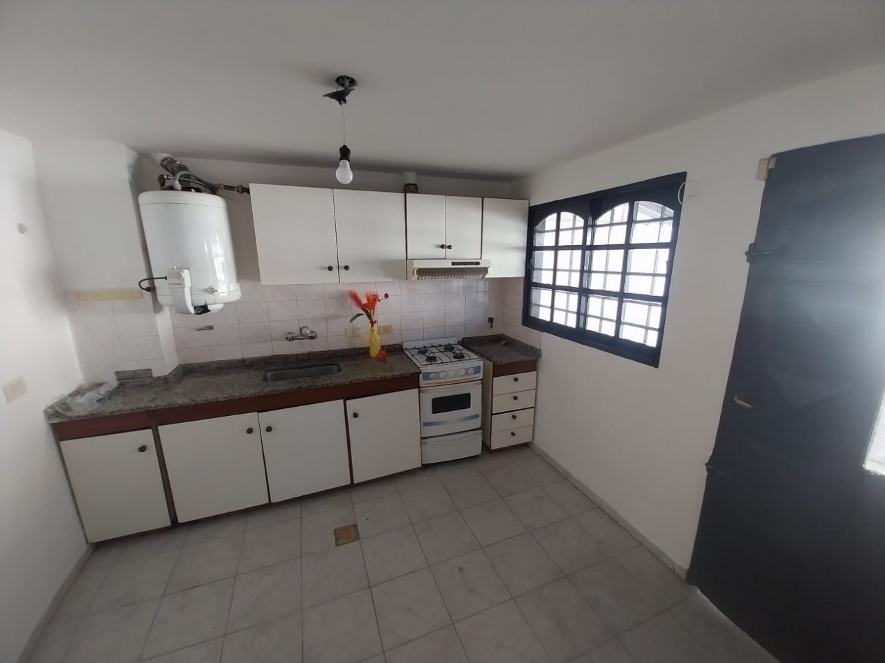 El Trebol alquiler Duplex 3 dor zona Luis Agote Los Naranjos
