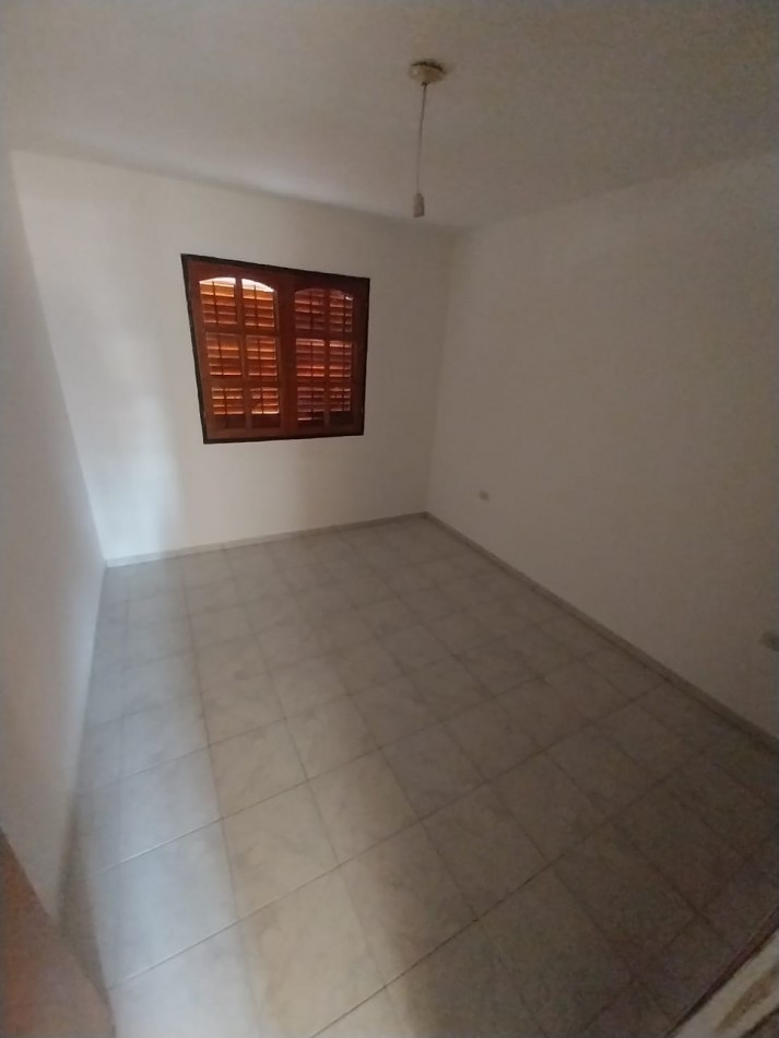 El Trebol alquiler Duplex 3 dor zona Luis Agote Los Naranjos