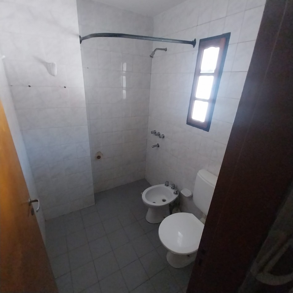 El Trebol alquiler Duplex 3 dor zona Luis Agote Los Naranjos