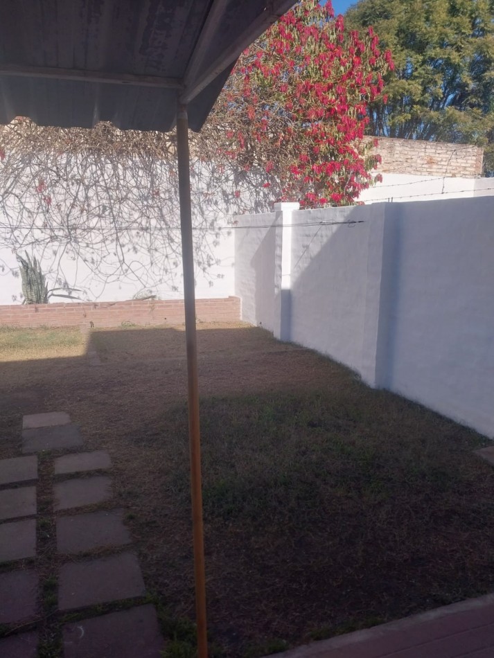 El Trebol alquiler Duplex 3 dor zona Luis Agote Los Naranjos