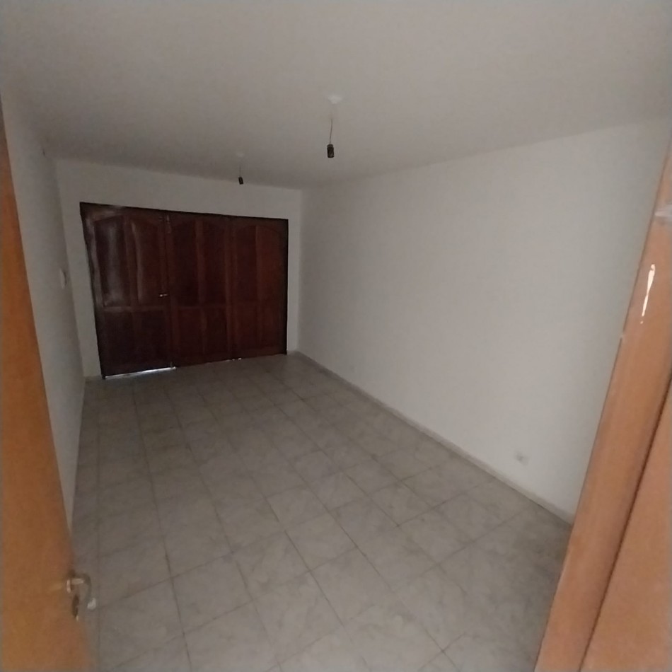 El Trebol alquiler Duplex 3 dor zona Luis Agote Los Naranjos