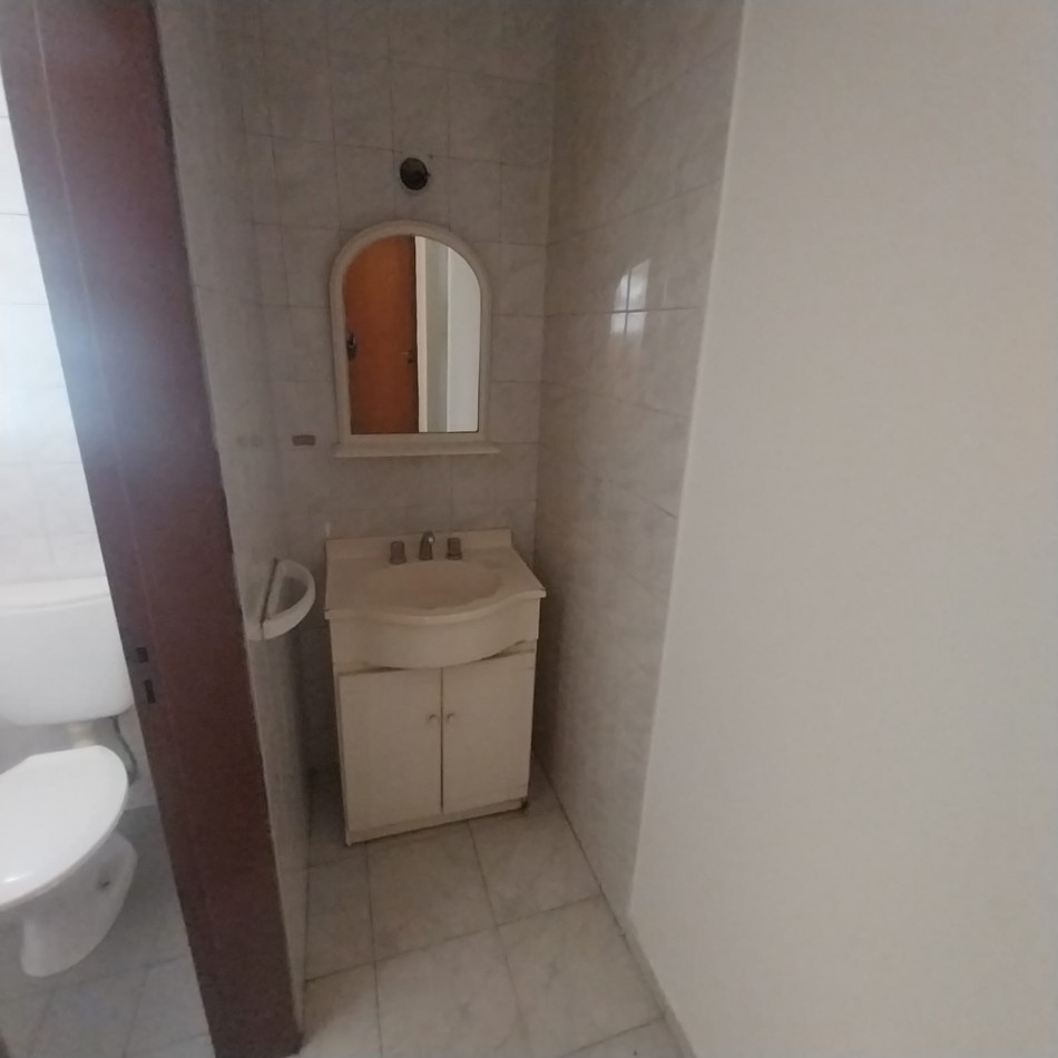 El Trebol alquiler Duplex 3 dor zona Luis Agote Los Naranjos