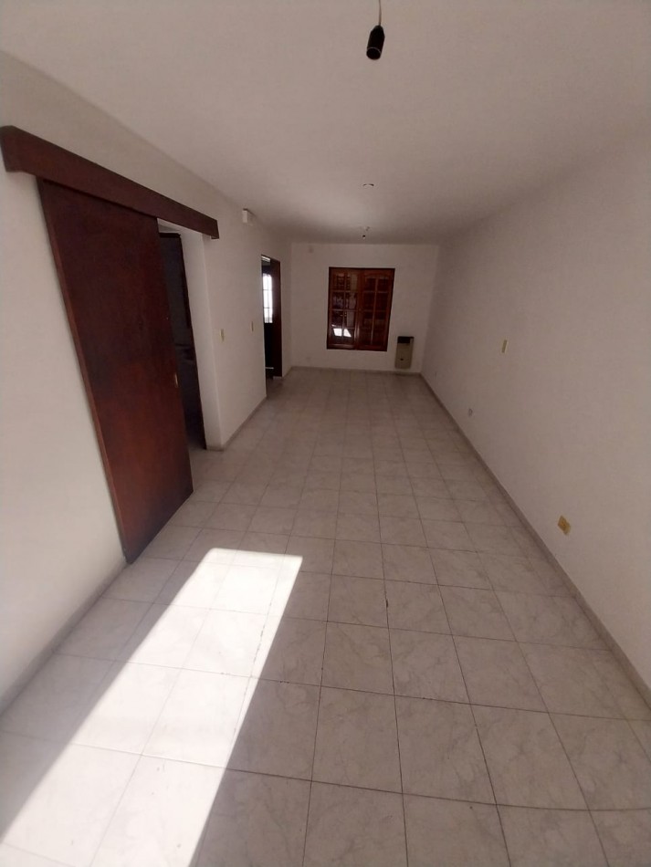 El Trebol alquiler Duplex 3 dor zona Luis Agote Los Naranjos