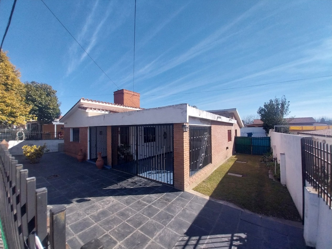 Villa Carlos Paz casa venta piscina apta credito