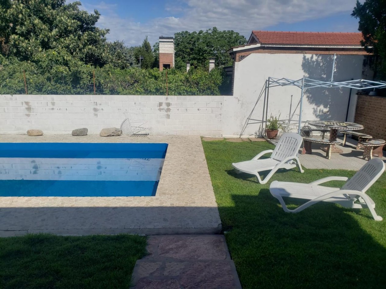 Villa Carlos Paz casa venta piscina apta credito