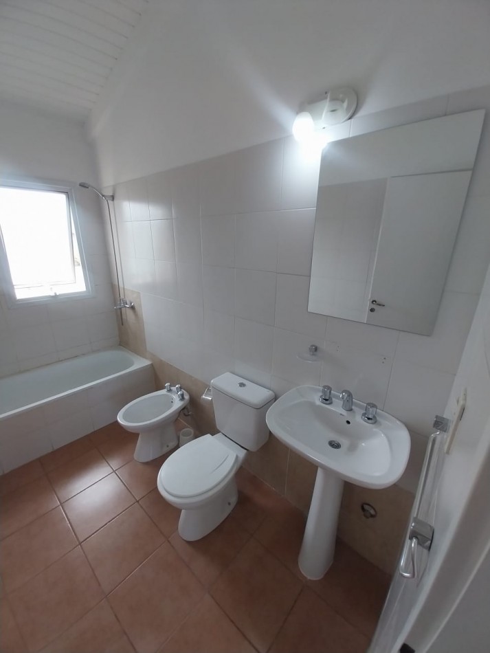 Parque Don Bosco Duplex Alquiler 2 dor  zona Valle Escondido