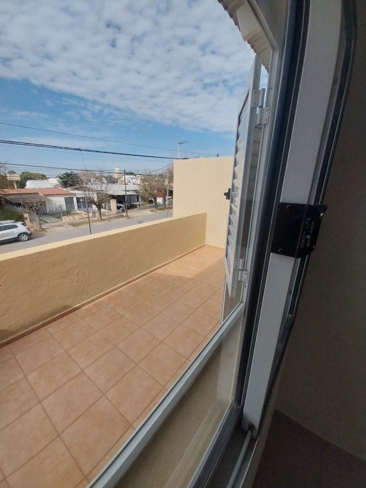 Parque Don Bosco Duplex Alquiler 2 dor  zona Valle Escondido