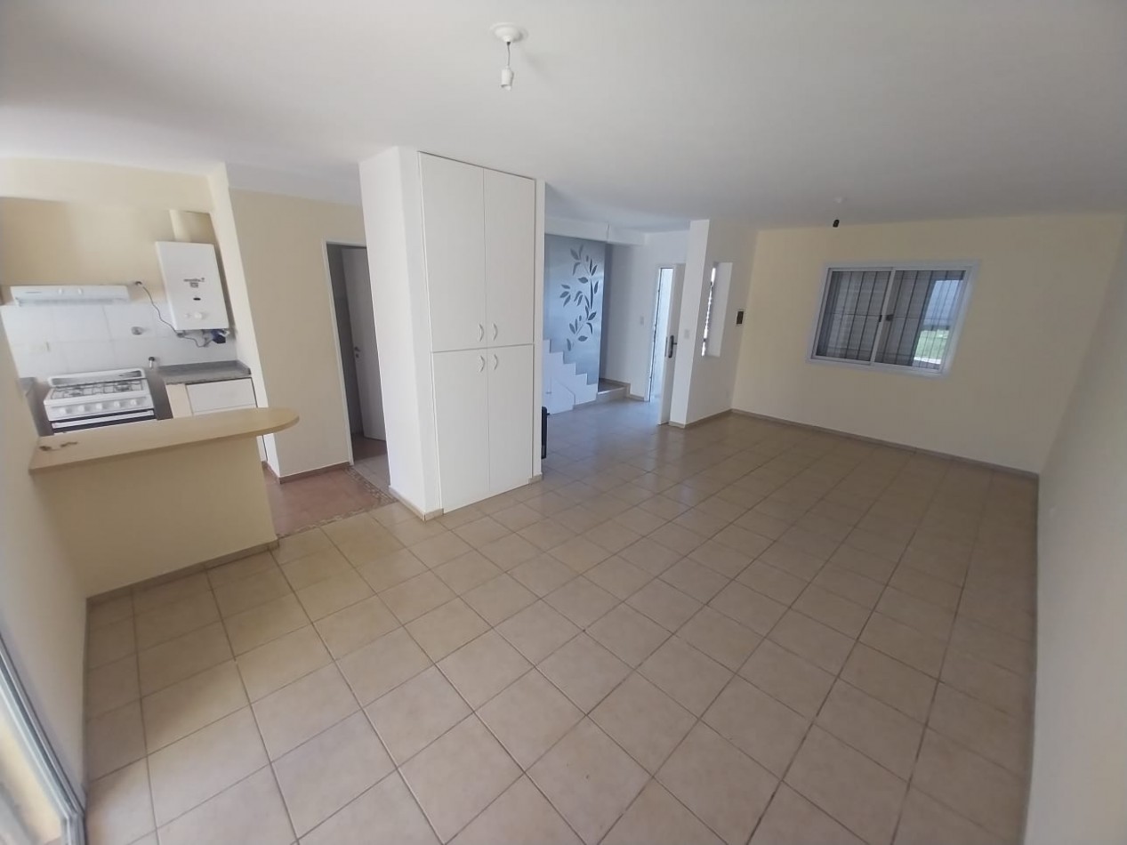 Parque Don Bosco Duplex Alquiler 2 dor  zona Valle Escondido