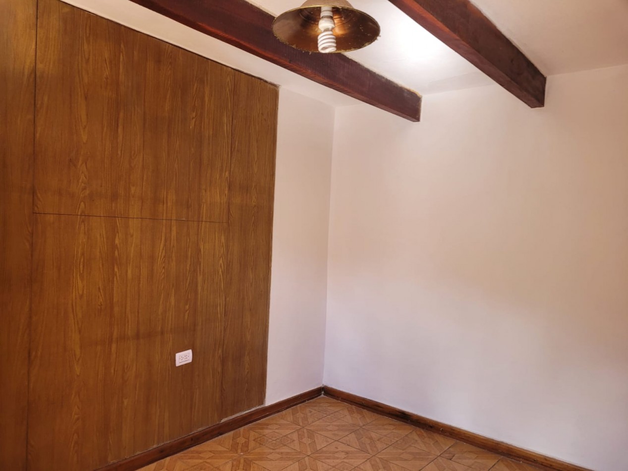 Los Platanos VENDO Casa con Escritura y Planos