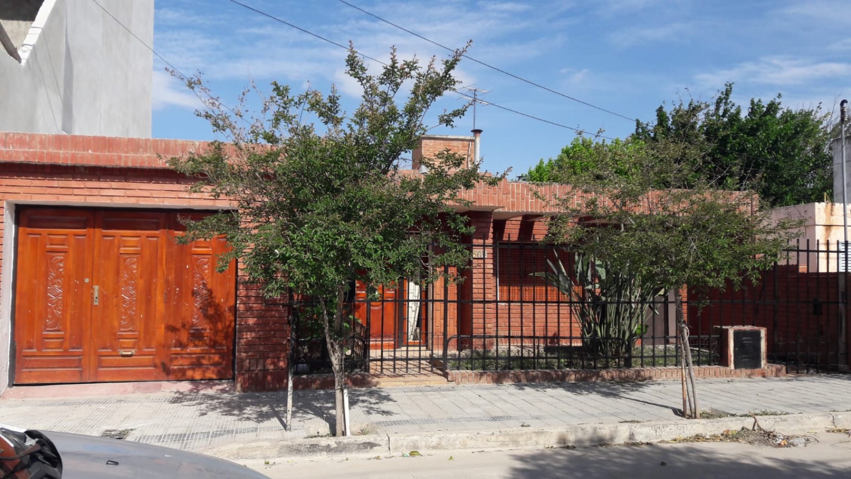 Los Platanos VENDO Casa con Escritura y Planos