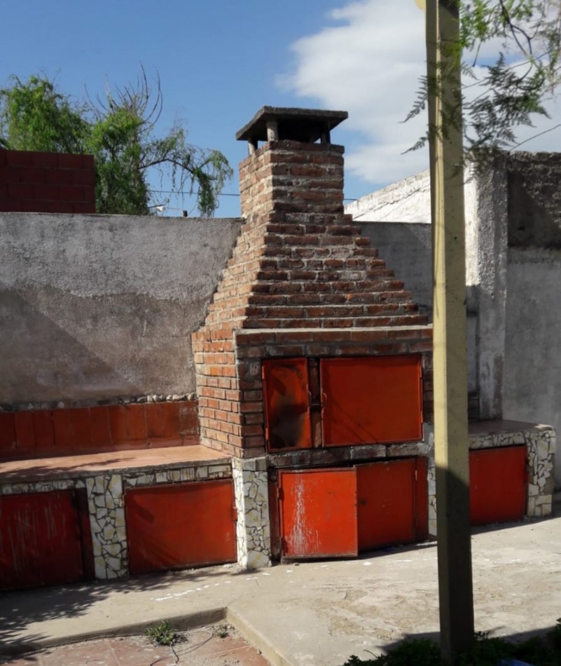 Los Platanos VENDO Casa con Escritura y Planos