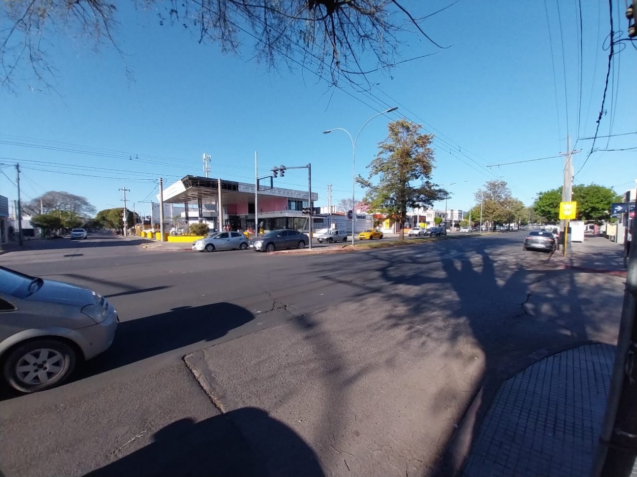 Ruta 20 Vendo importante esquina sobre Av. Fuerza Aerea 