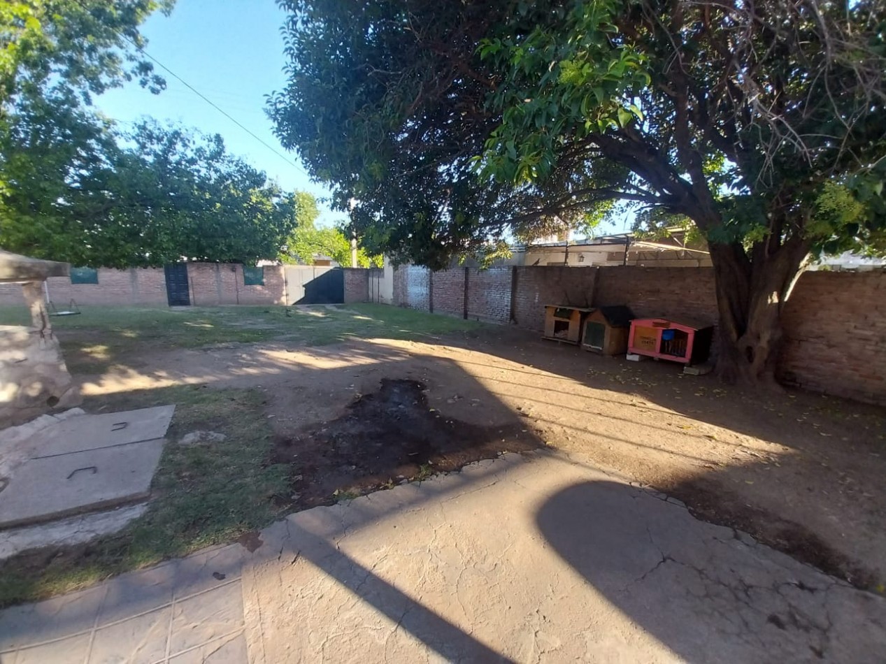 Los Naranjos Terreno 875m2 incluye casa y depto