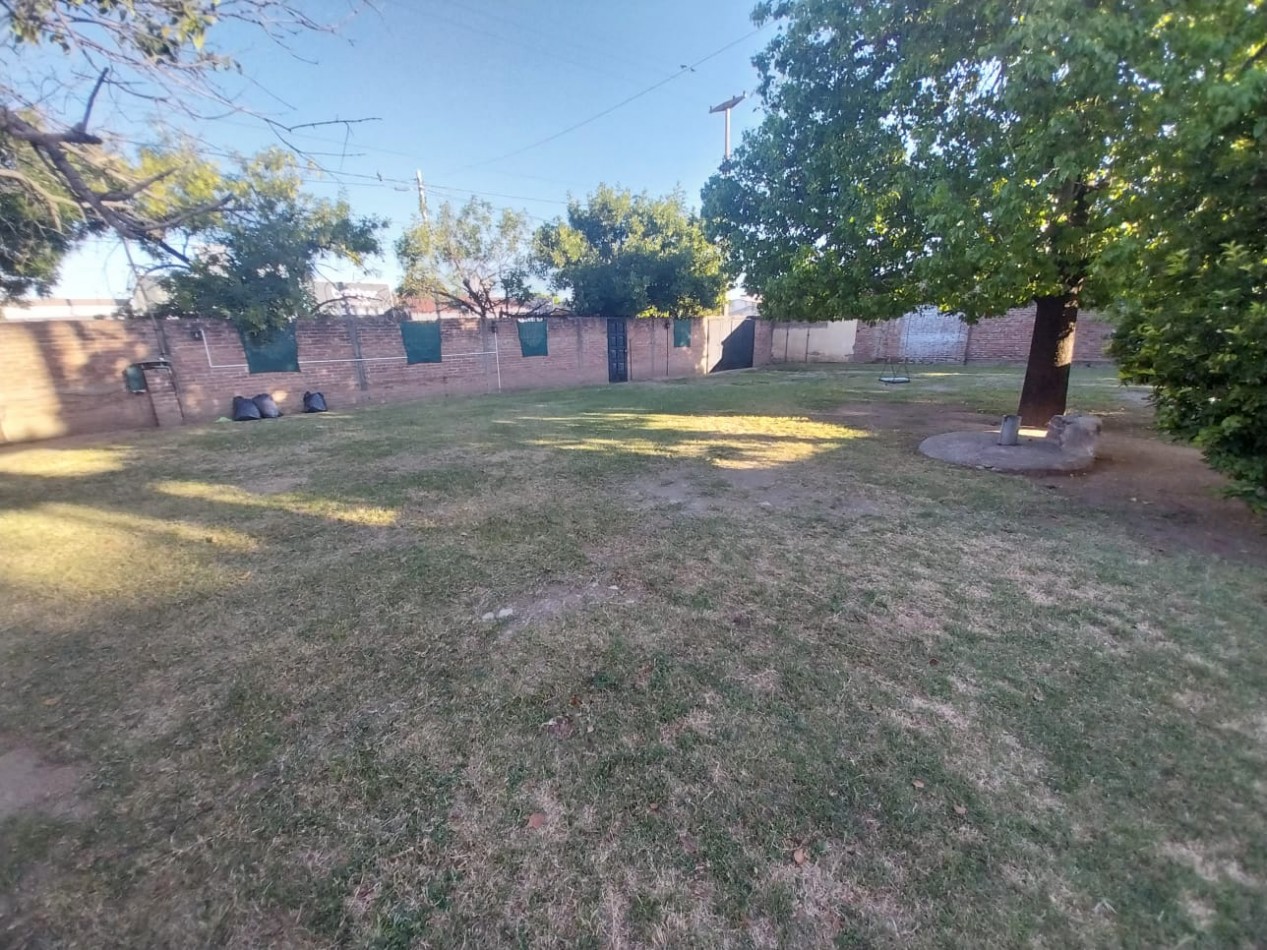 Los Naranjos Terreno 875m2 incluye casa y depto