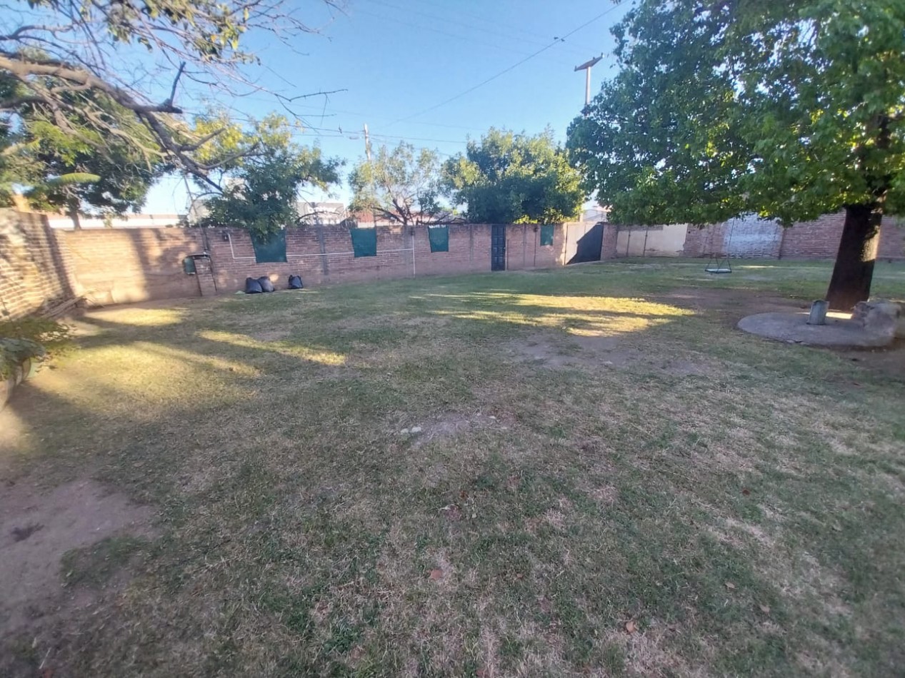 Los Naranjos Terreno 875m2 incluye casa y depto