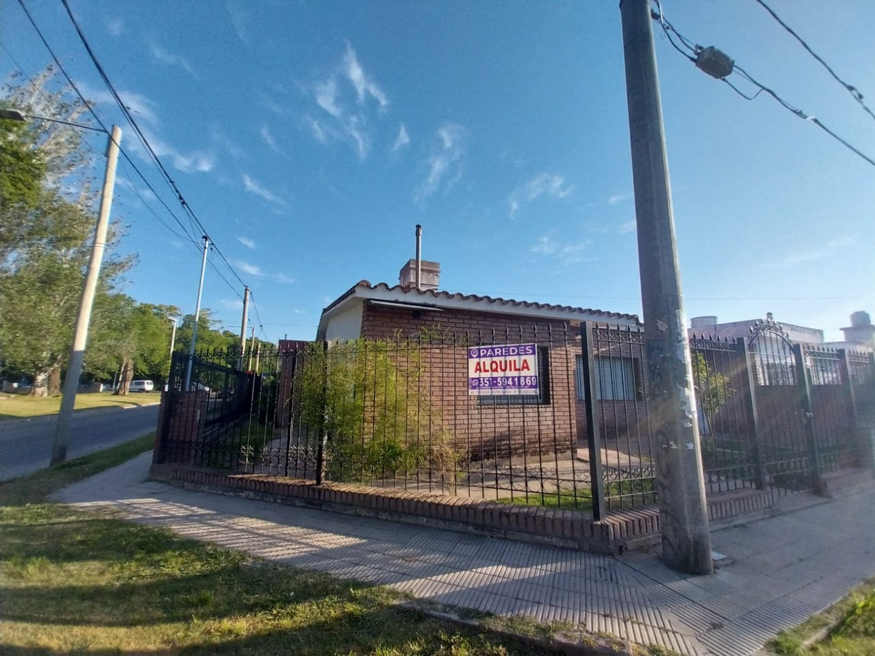Ameghino Sur casa Alquiler 2 dor zona Lagunilla