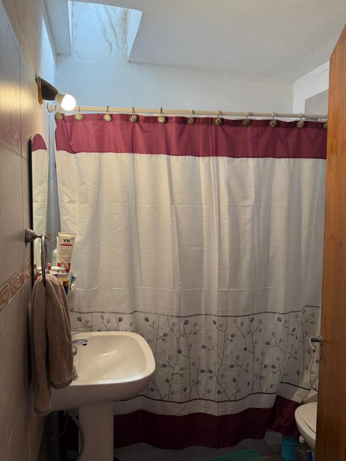 Centro America casa venta incluye depto en Planta Alta