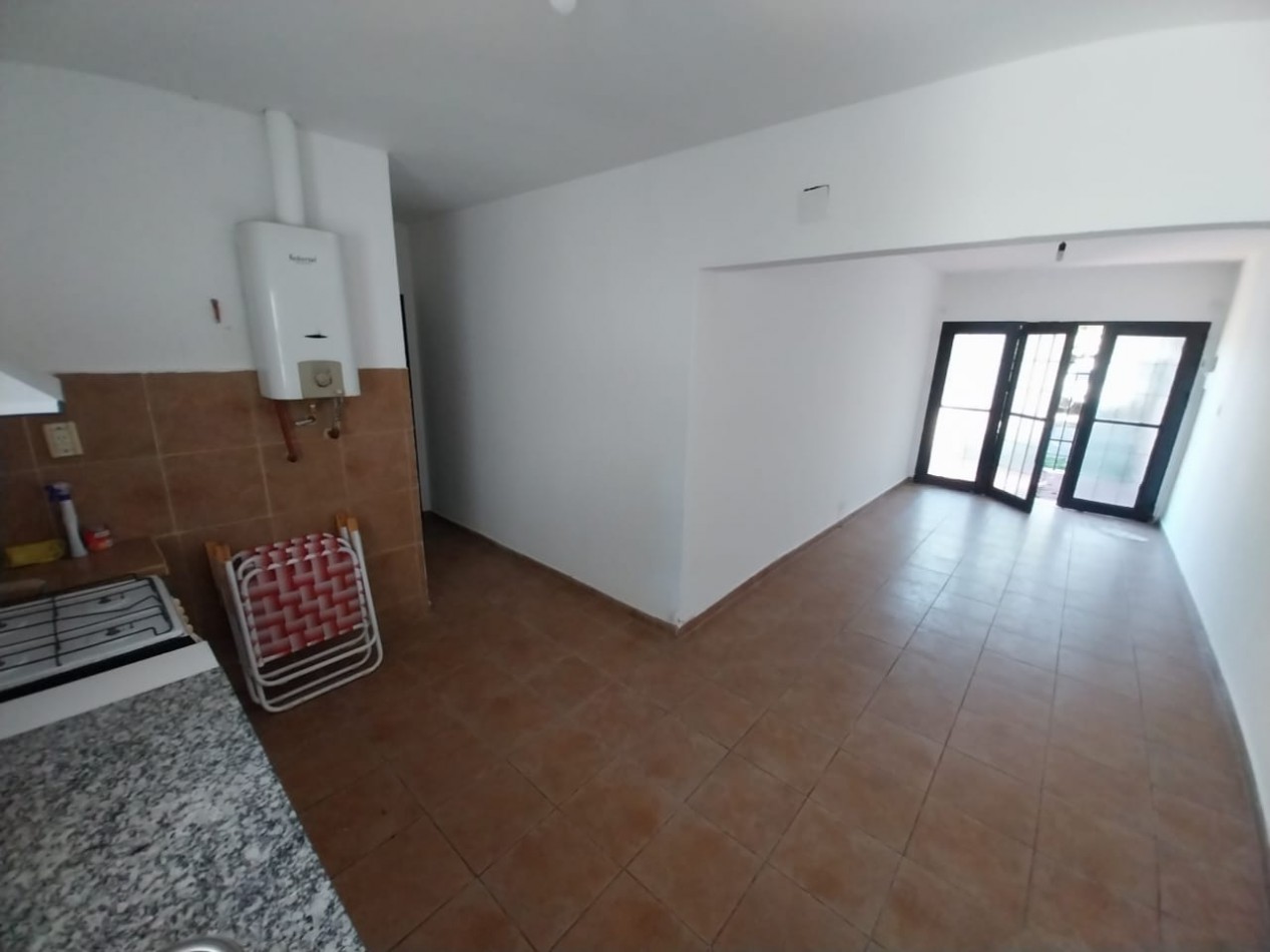 ATE casa en alquiler 2 dor a metros Ruta 20 (Rosedal)