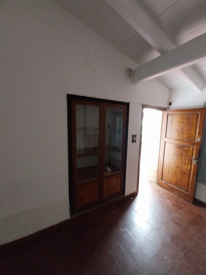 Matienzo casa a REFACCIONAR 2 dormitorios