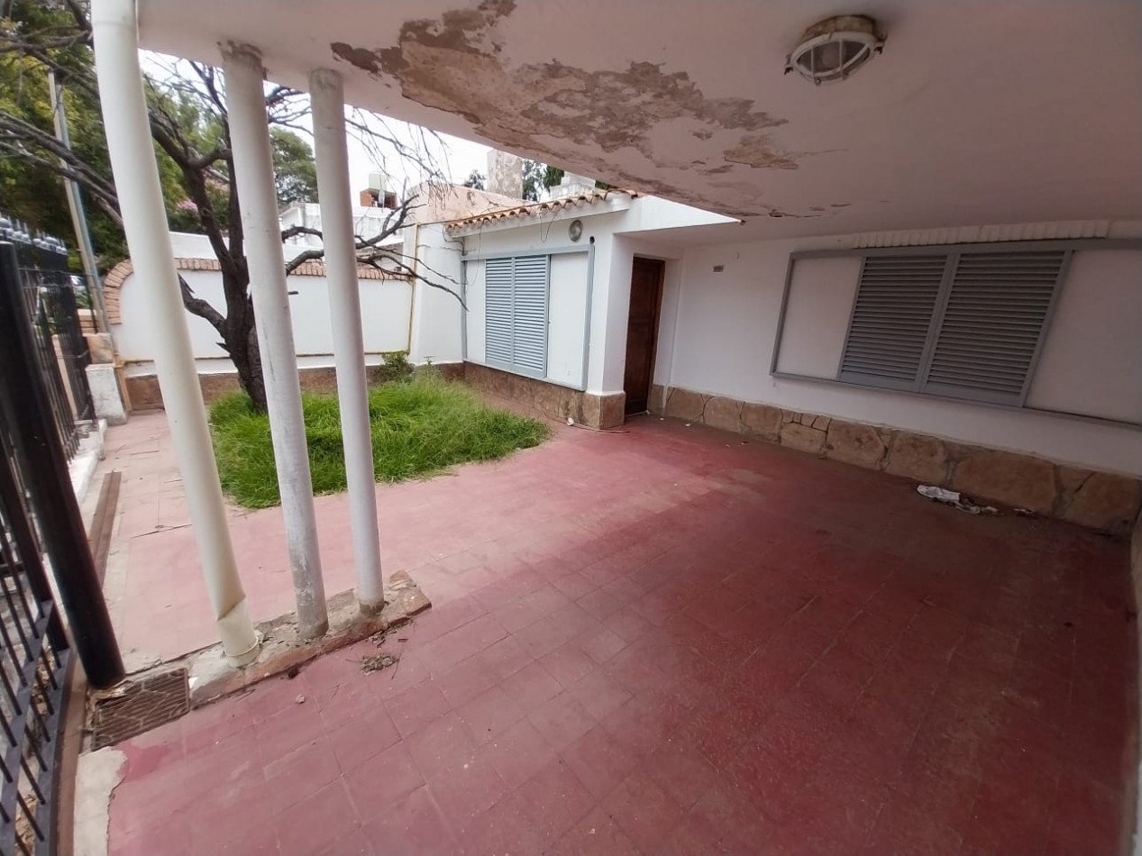 Matienzo casa a REFACCIONAR 2 dormitorios