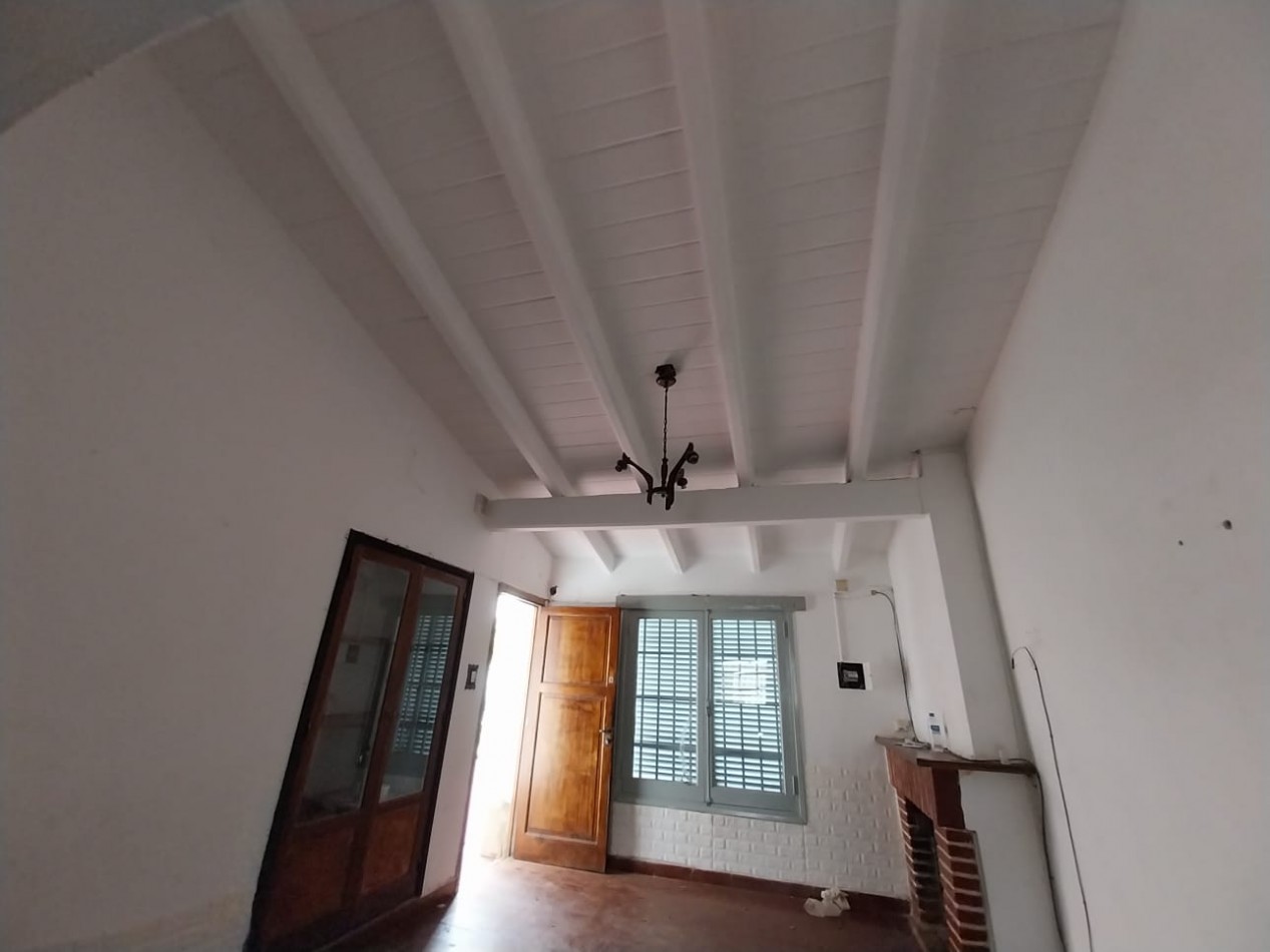 Matienzo casa a REFACCIONAR 2 dormitorios