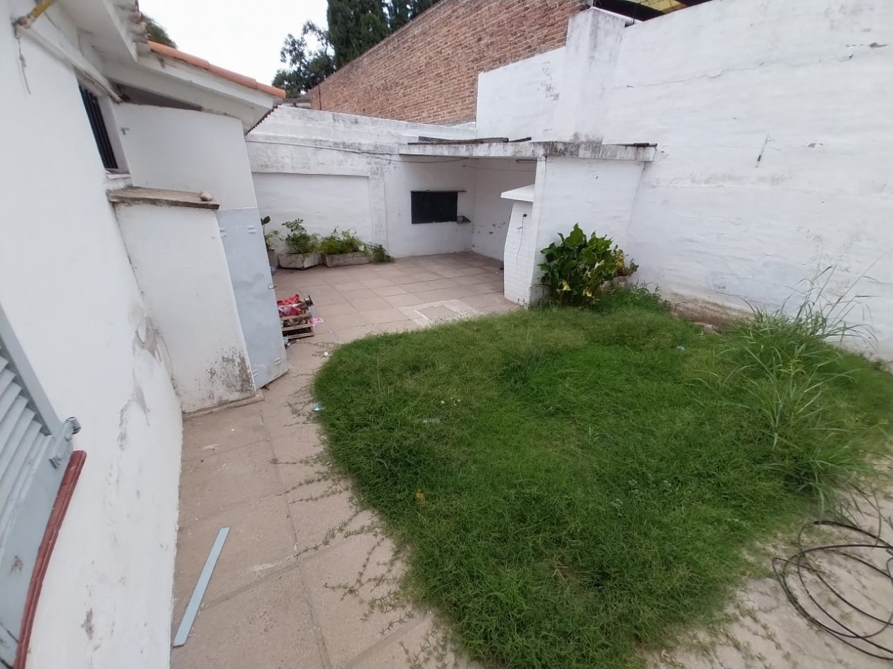 Matienzo casa a REFACCIONAR 2 dormitorios