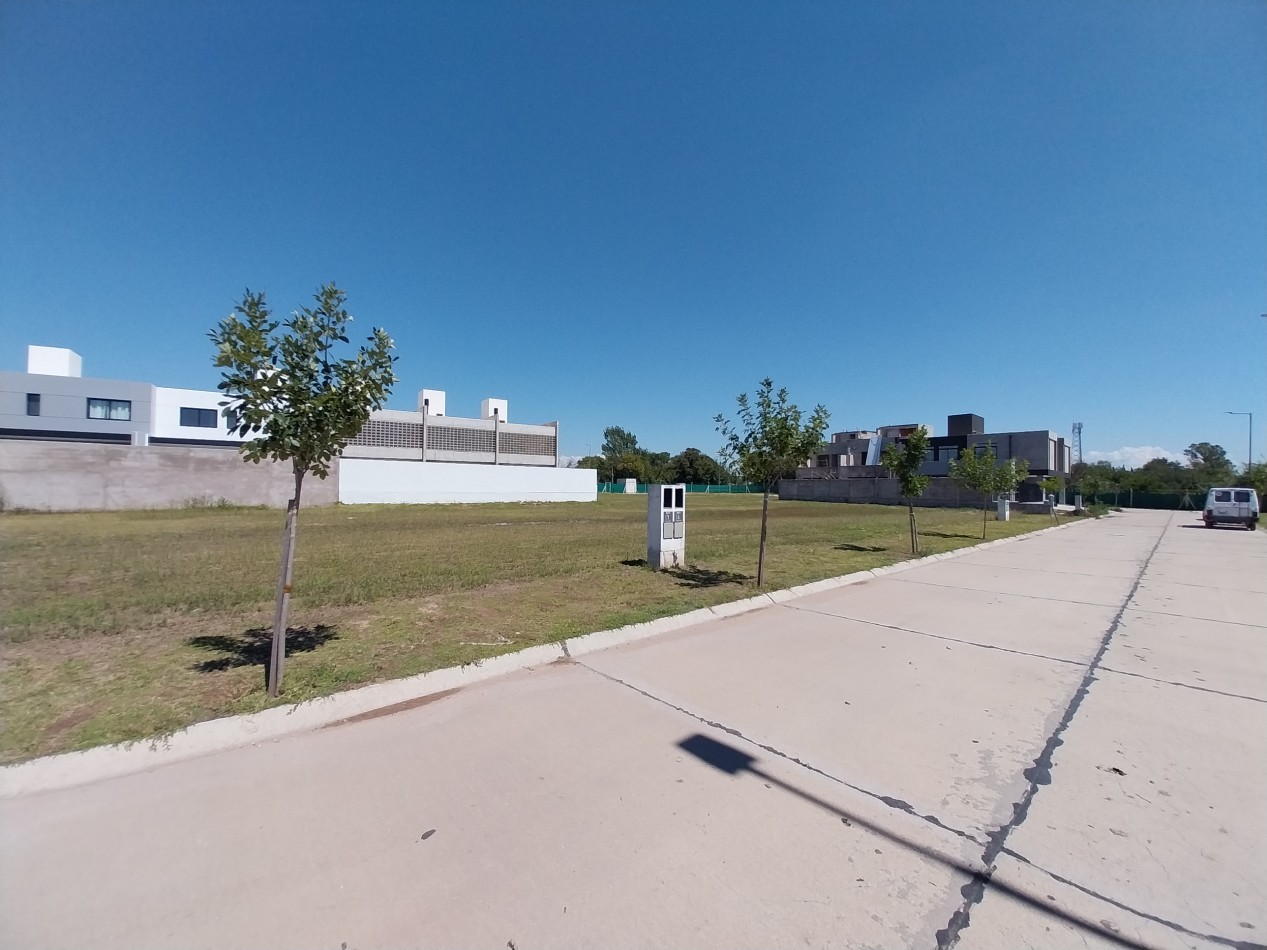 Campo Chico Terreno venta Apto duplex Zona Sur