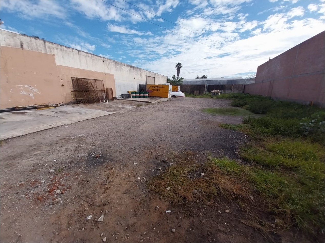 Alquiler Terreno baldio 1.000 m2 Av. Fuerza Aerea 4500