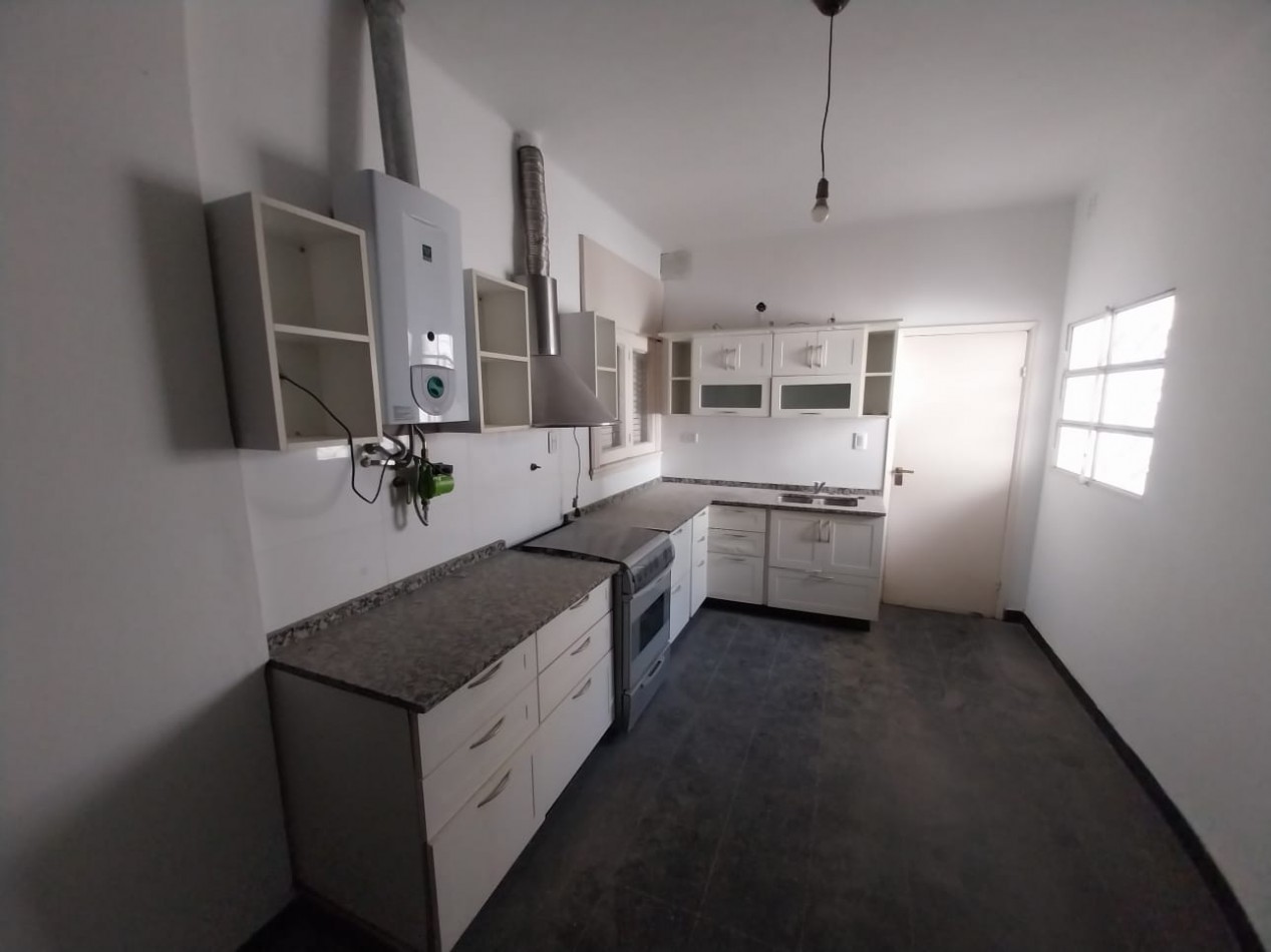 Rosedal casa y depto en venta sobre Brown zona Ruta 20