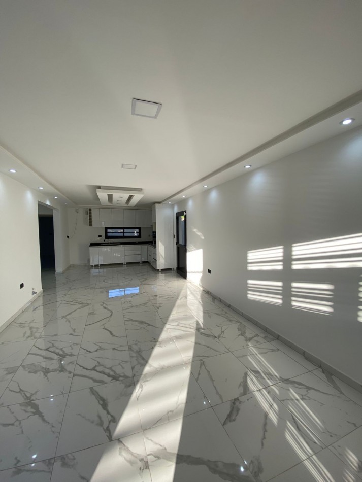 Alquiler Barrio Villa Adela 2 dormitorios impecable