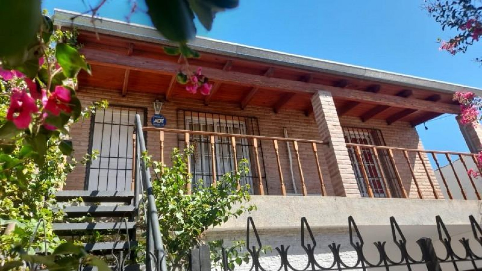 Rosedal Alquiler depto planta alta 2dor 