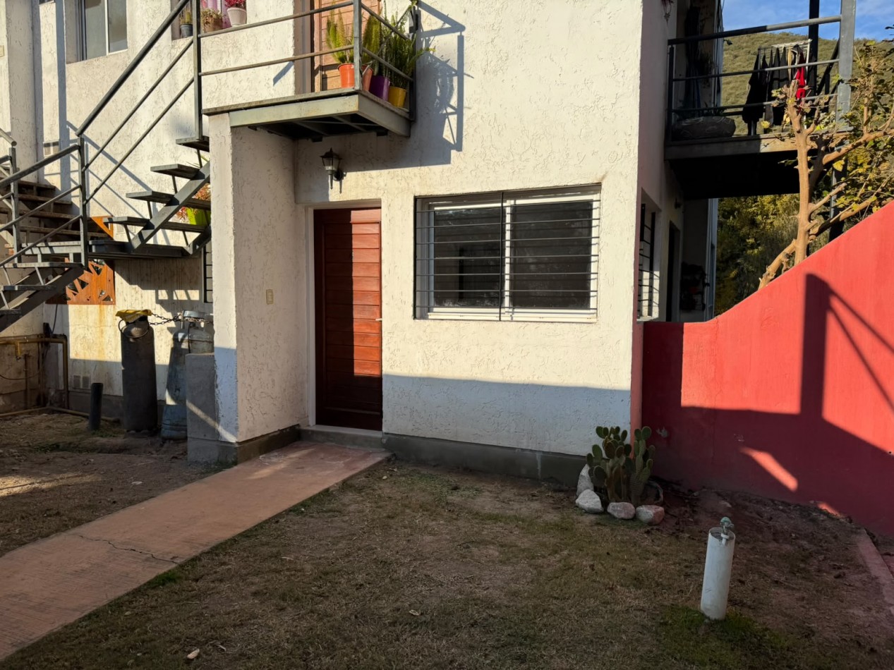 La Calera Depto en venta 1 dor cochera piscina Hermosa Vista 