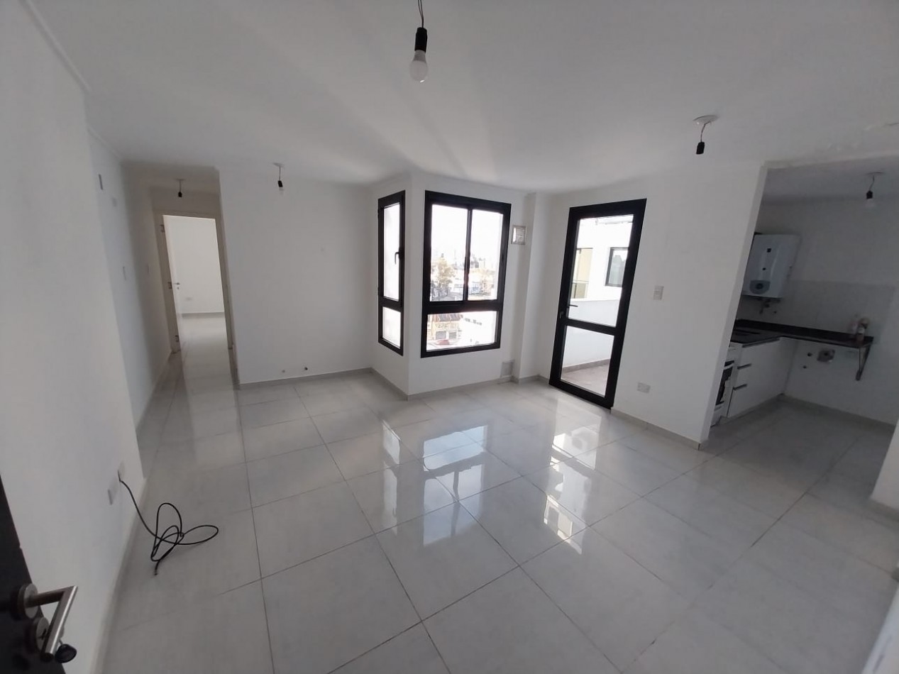 CENTRO departamento venta 1dor sobre Avellaneda frente al Suquia