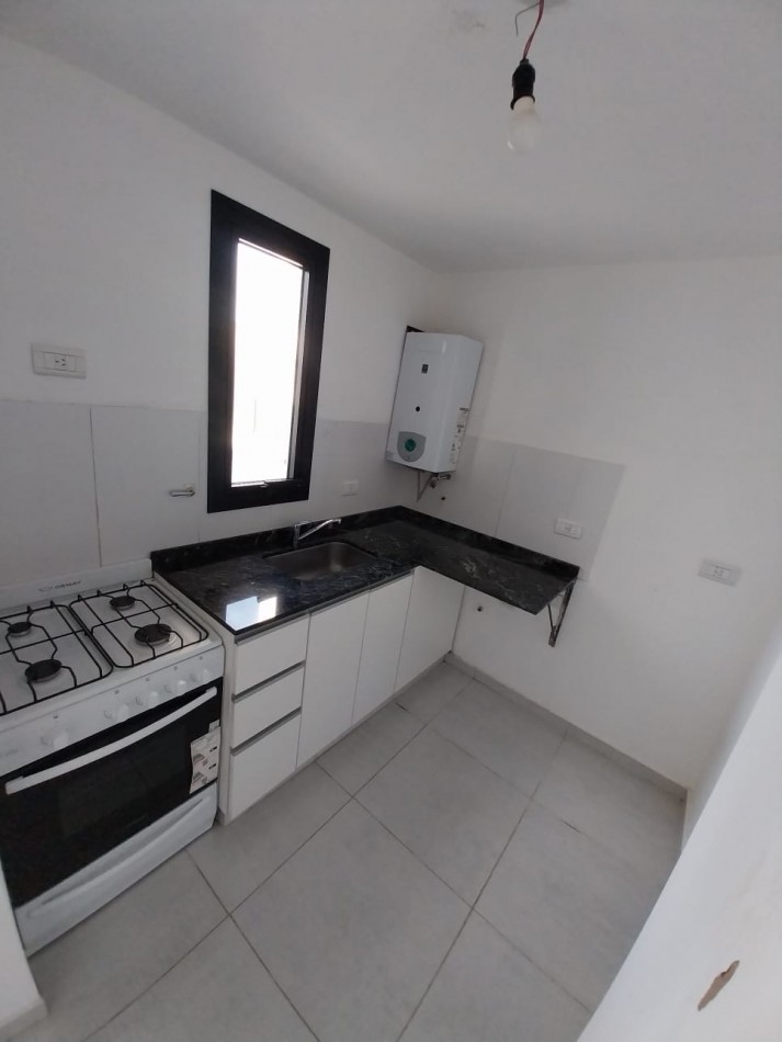 CENTRO departamento venta 1dor sobre Avellaneda frente al Suquia