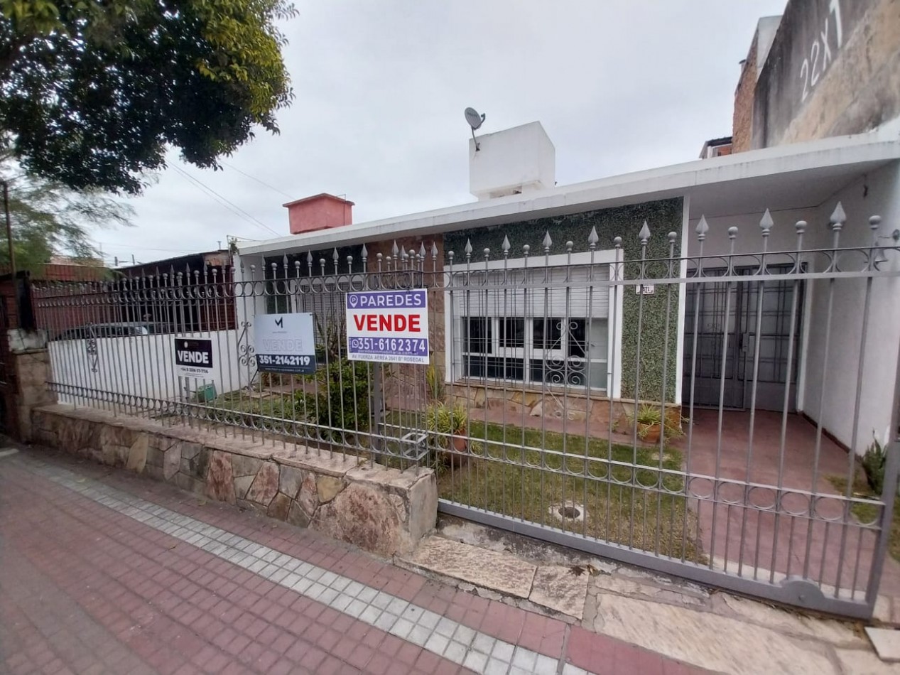 Alto Alberdi casa en venta a metros de Felix Paz