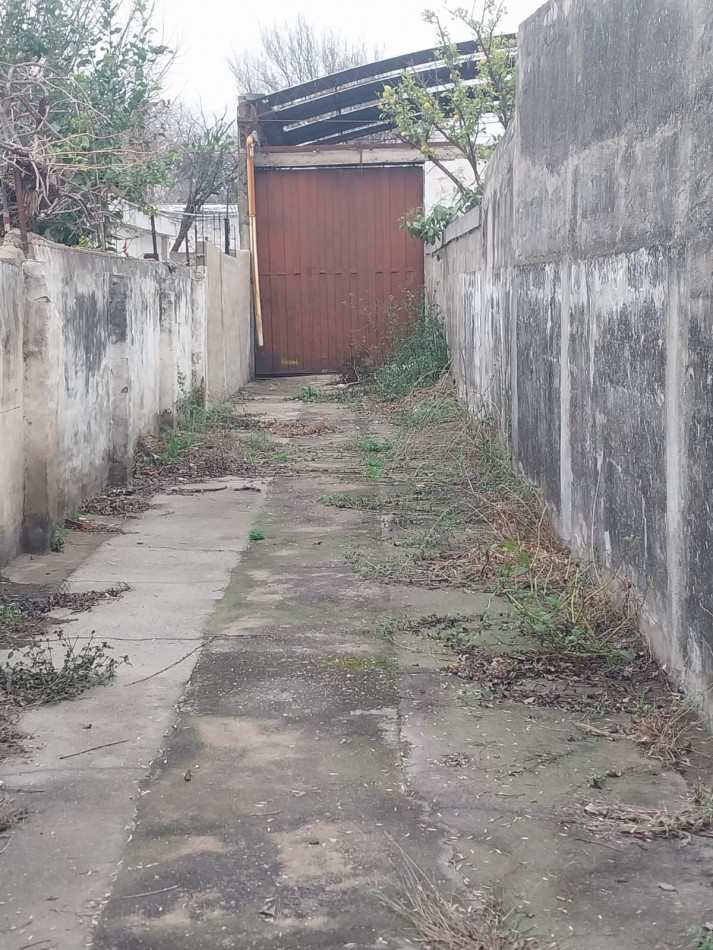 Galpon en venta a refaccionar a metros Av. Fuerza Aerea barrio San Roque