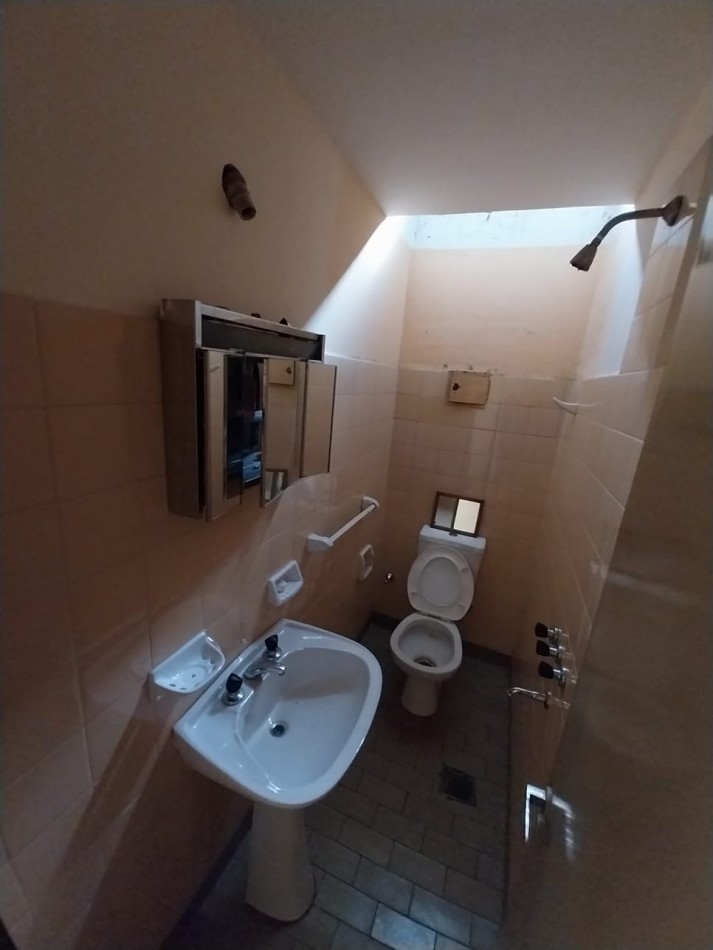 Rosedal casa en venta esquina 3 dor 2 baños la mejor zona