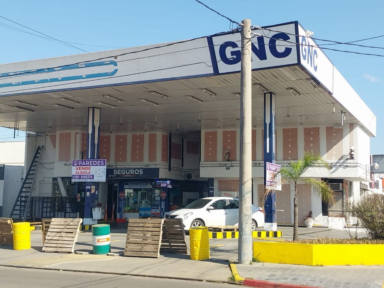 Vendo Terreno Av. Fuerza Aerea y Padre Lozano ideal Concesionarias Fast Food Locales