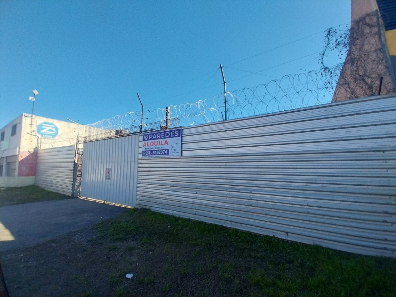 Alquiler Terreno baldio 1.000 m2 Av. Fuerza Aerea 4500