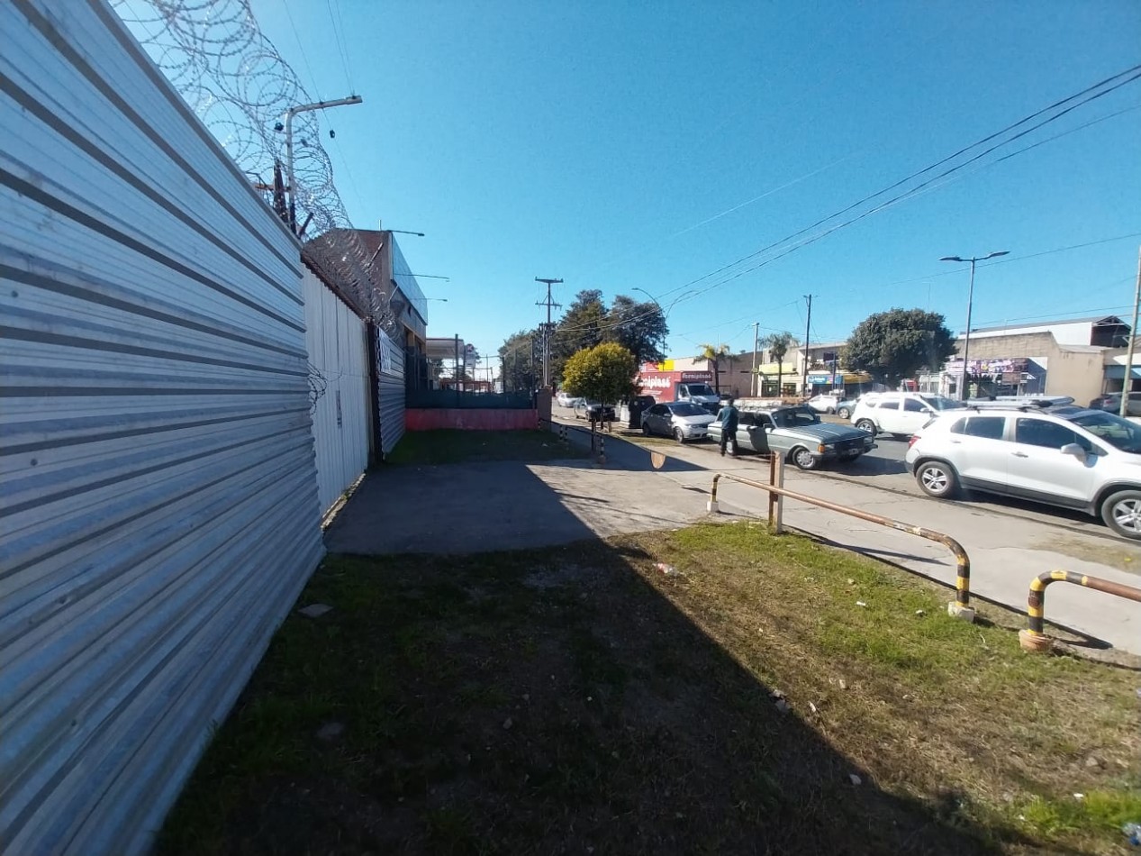 Alquiler Terreno baldio 1.000 m2 Av. Fuerza Aerea 4500