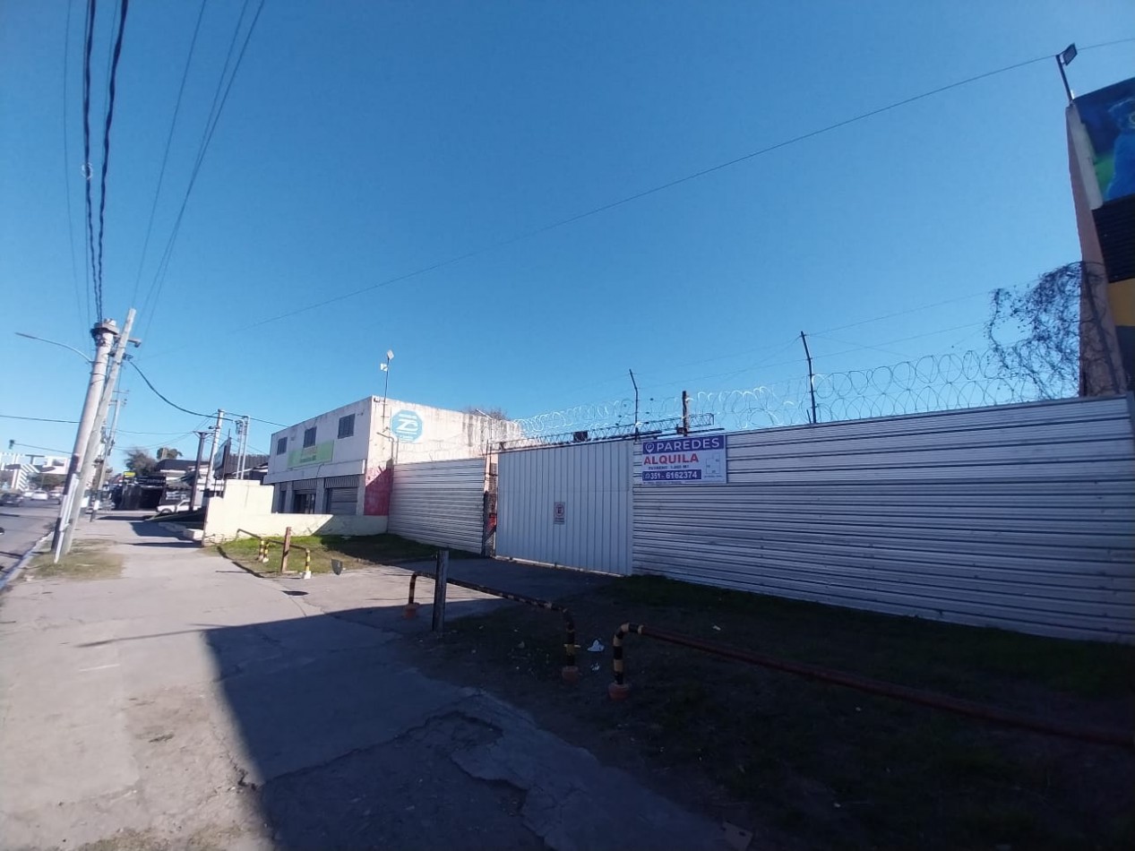 Alquiler Terreno baldio 1.000 m2 Av. Fuerza Aerea 4500