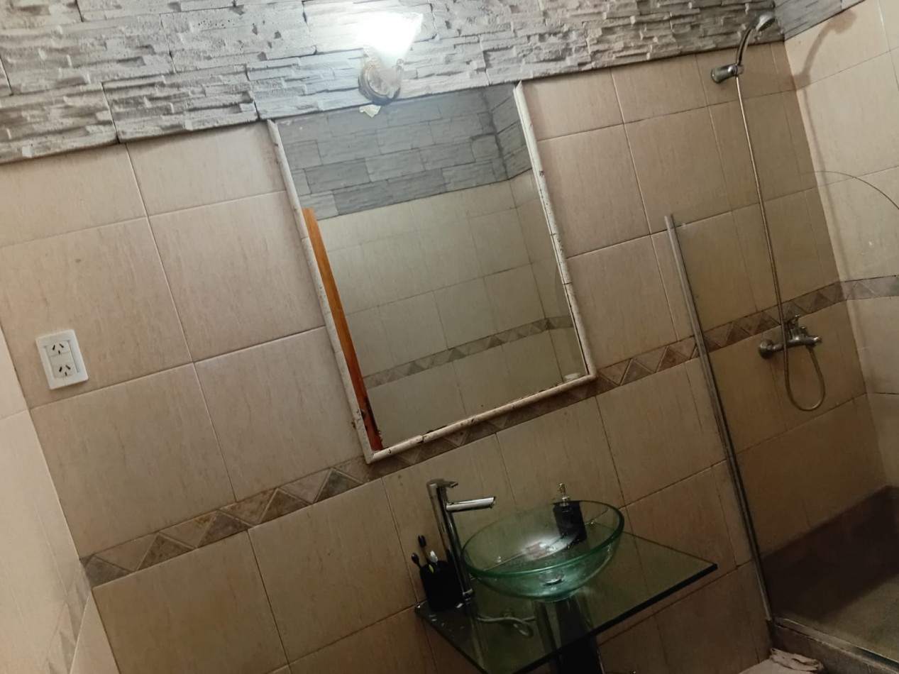 Oportunidad de inversion Casa y Depto en venta 