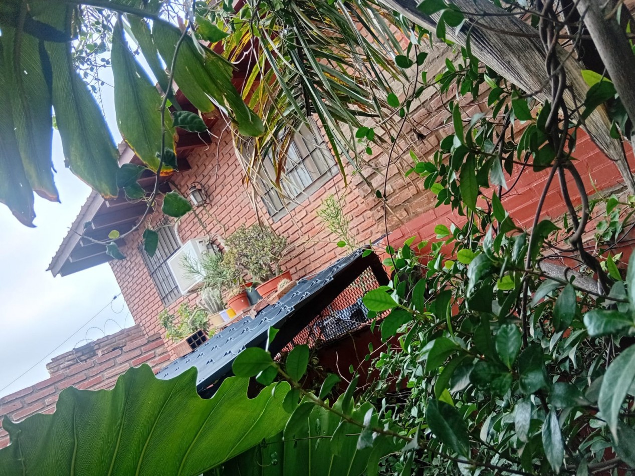 Oportunidad de inversion Casa y Depto en venta 